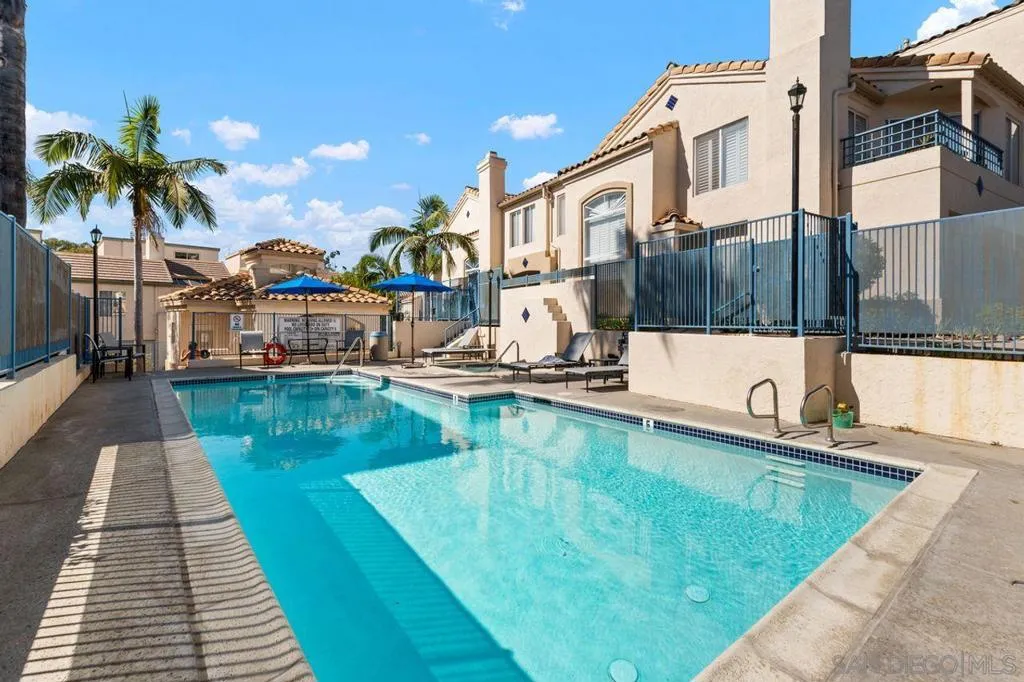 6161 Calle Mariselda 408, San Diego, California 92124 home-pic-24