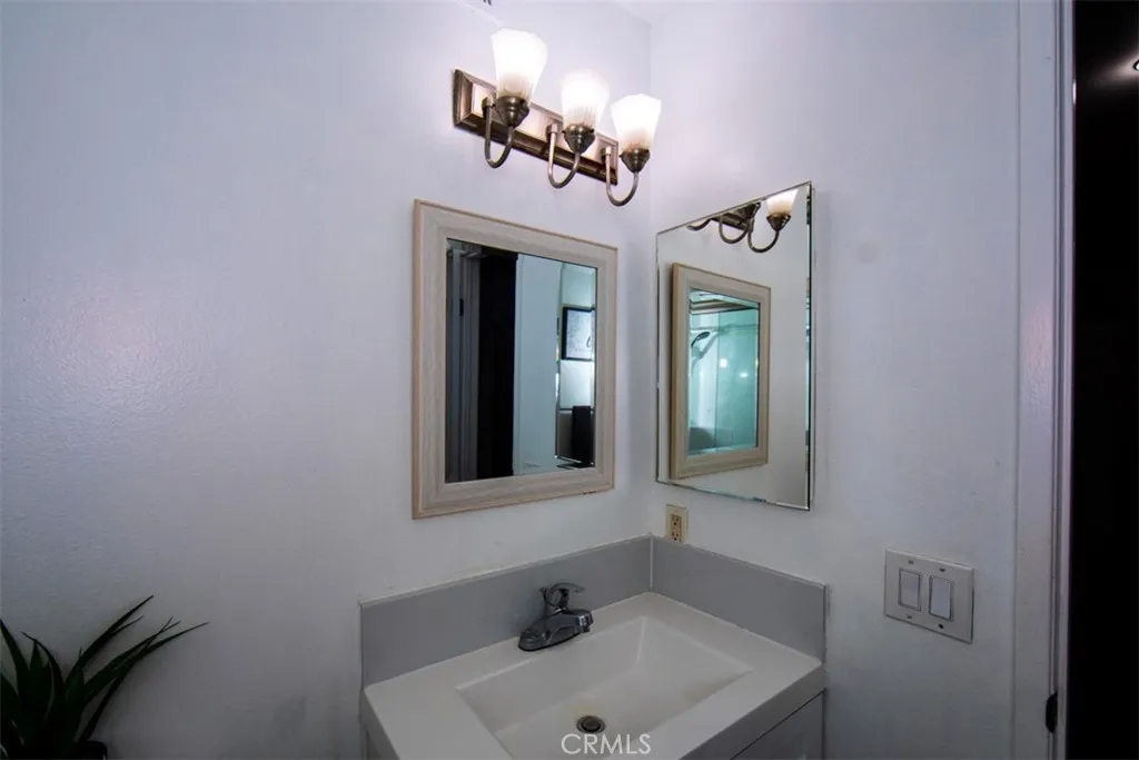 18756 Mandan 1514, Canyon Country, California 91351 home-pic-23
