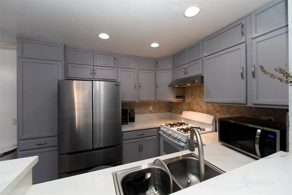 18756 Mandan 1514, Canyon Country, California 91351 home-pic-29