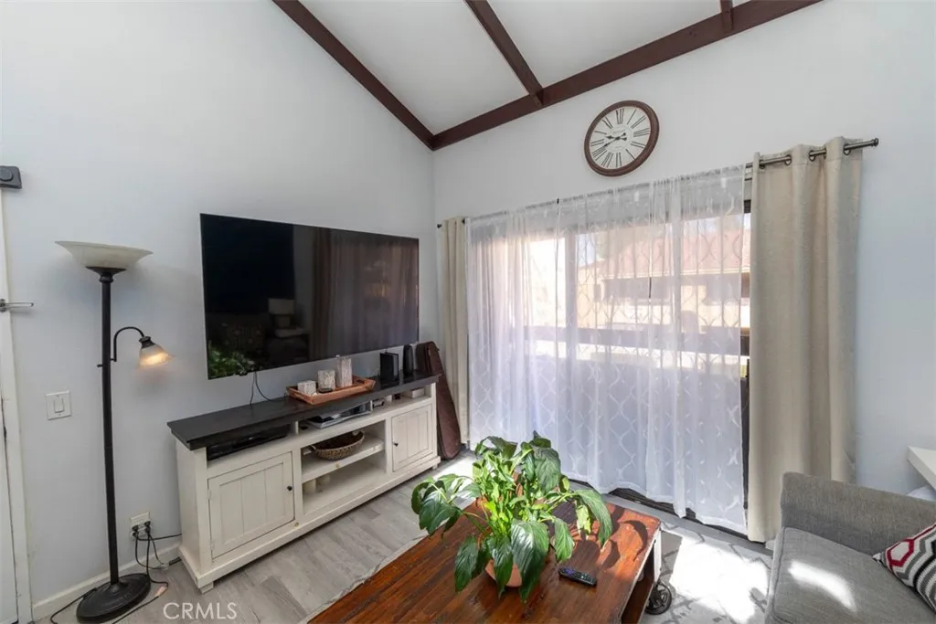 18756 Mandan 1514, Canyon Country, California 91351 home-pic-4