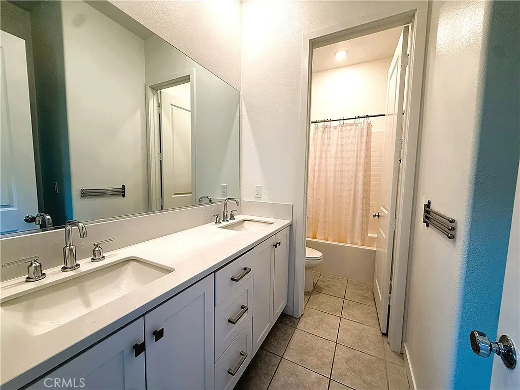 27078 Painted Sky Way, Valencia, California 91381 home-pic-27