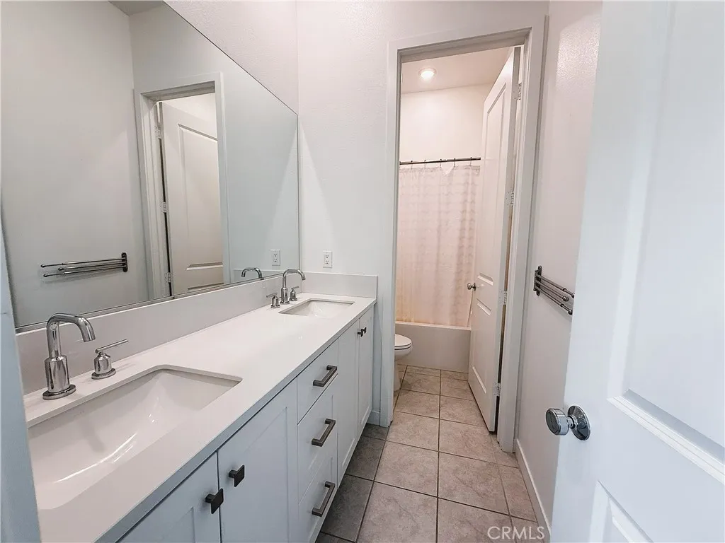 27078 Painted Sky Way, Valencia, California 91381 home-pic-25