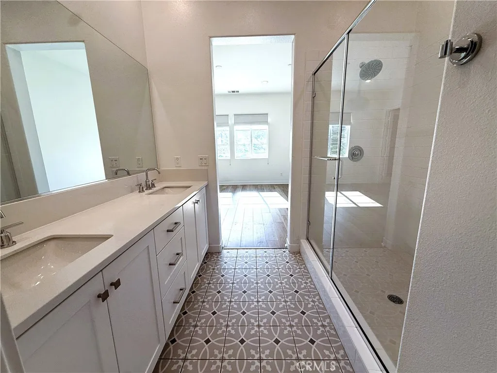 27078 Painted Sky Way, Valencia, California 91381 home-pic-22
