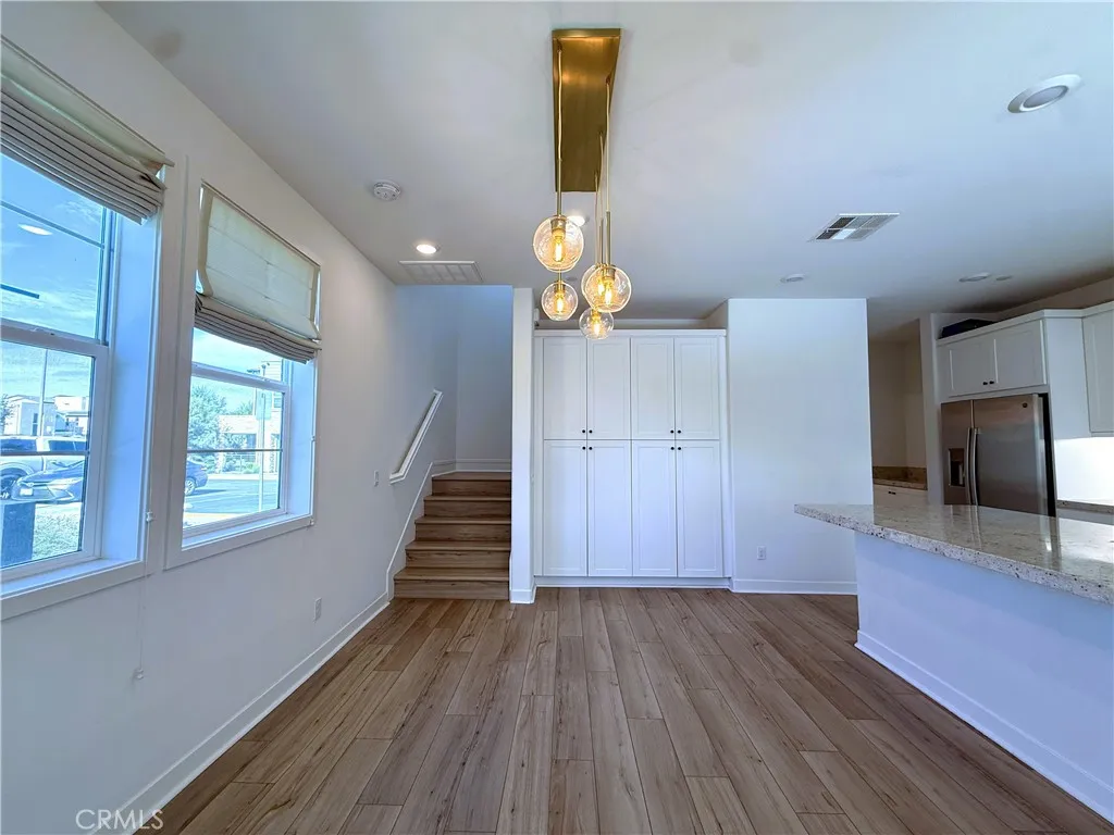 27078 Painted Sky Way, Valencia, California 91381 home-pic-10
