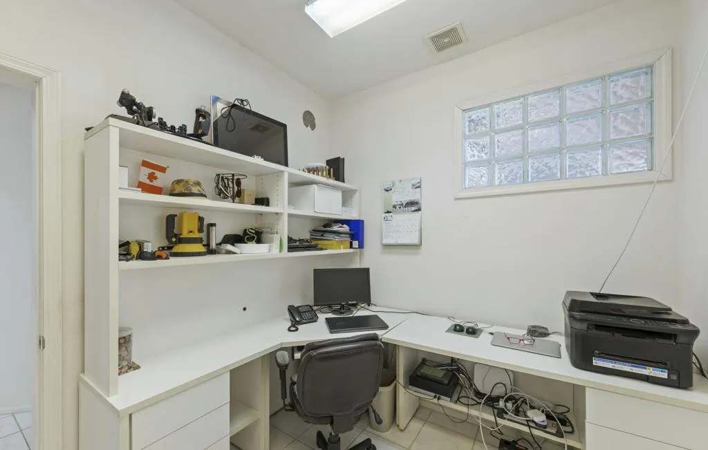 38129 Grand Oaks Avenue, Palm Desert, California 92211 home-pic-24