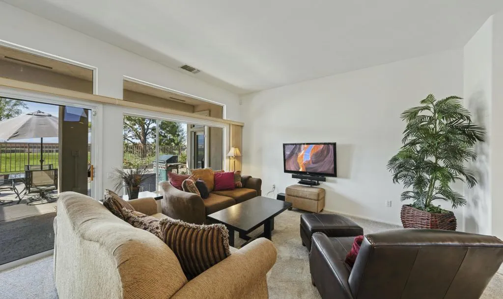 38129 Grand Oaks Avenue, Palm Desert, California 92211 home-pic-6