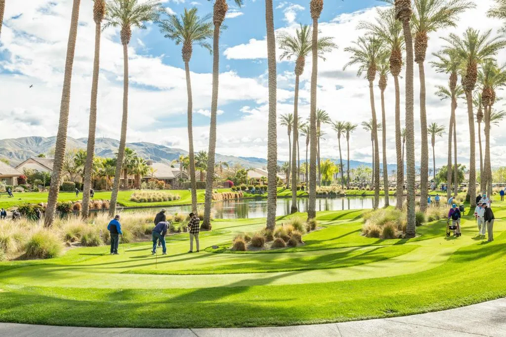 38129 Grand Oaks Avenue, Palm Desert, California 92211 home-pic-32