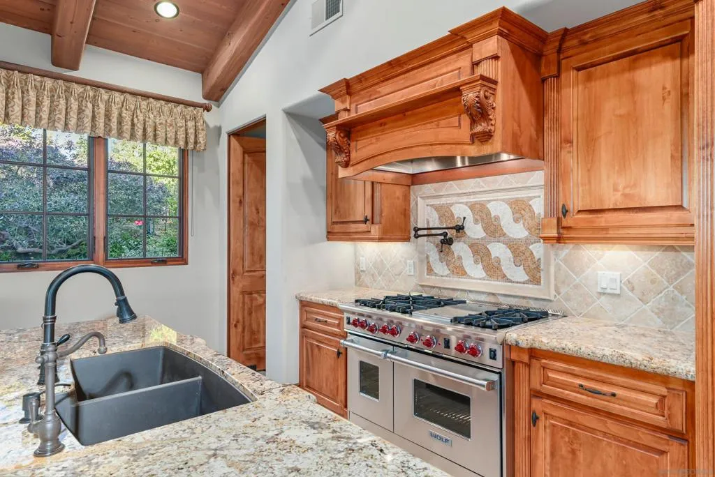 14926 Encendido, San Diego, California 92127 home-pic-8