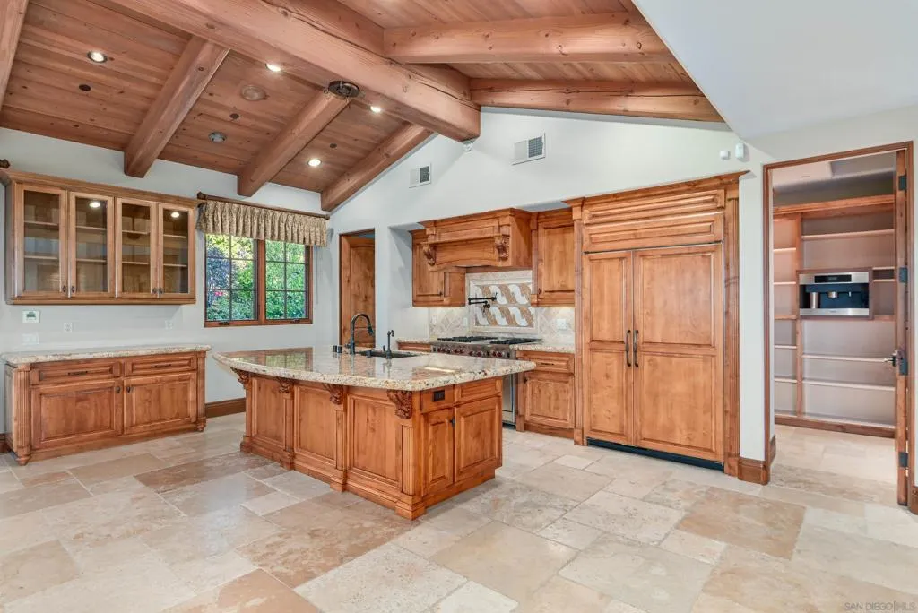 14926 Encendido, San Diego, California 92127 home-pic-6