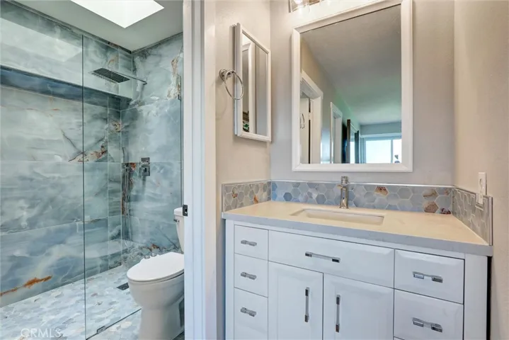 Primary bath