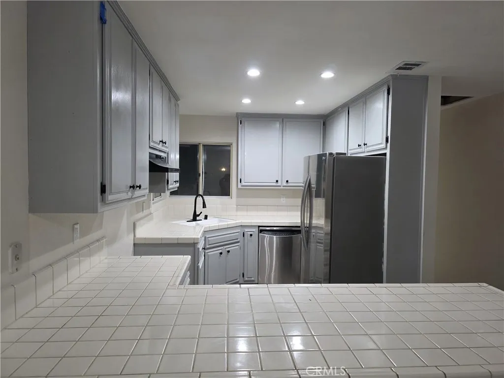 387 Palm Avenue, San Jacinto, California 92582 home-pic-8