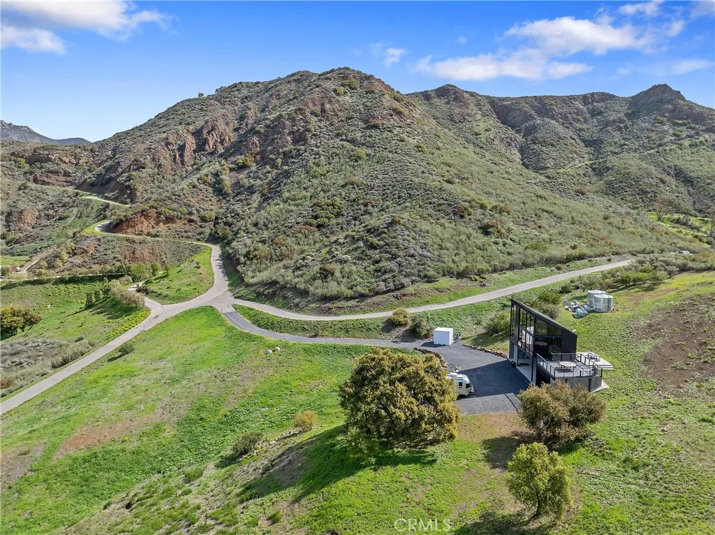 10120 Yerba Buena Road, Malibu, California 90265 home-pic-35
