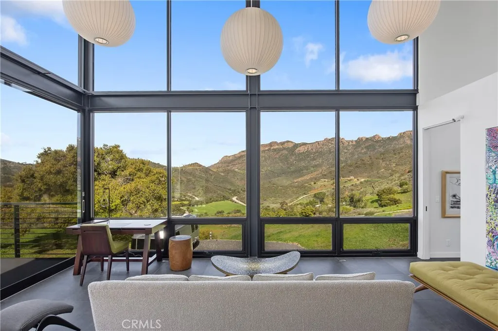 10120 Yerba Buena Road, Malibu, California 90265 home-pic-7