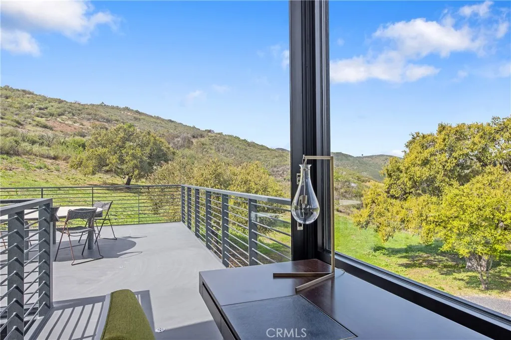 10120 Yerba Buena Road, Malibu, California 90265 home-pic-30