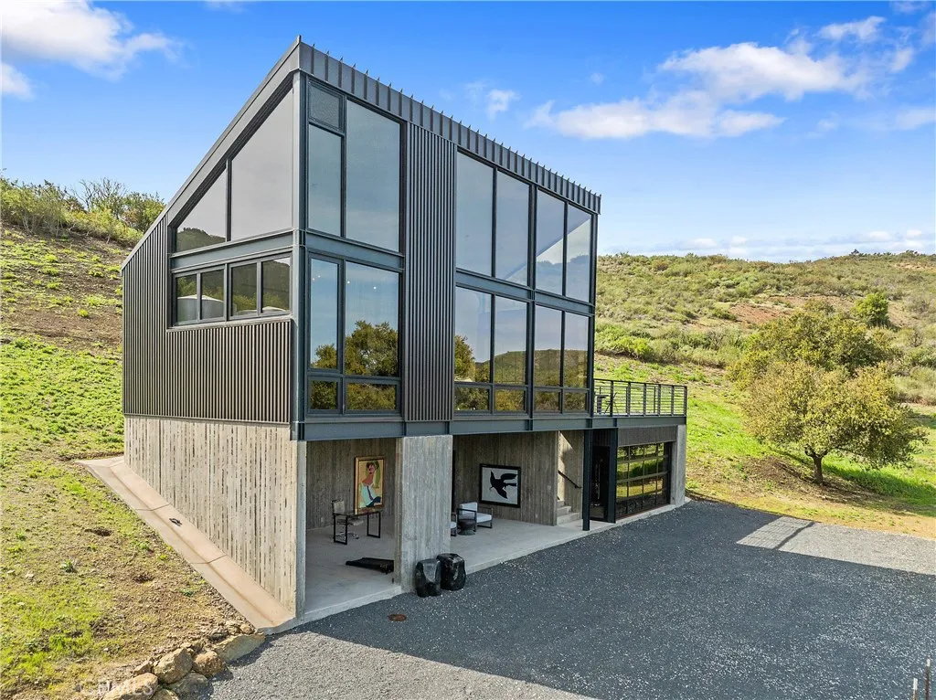 10120 Yerba Buena Road, Malibu, California 90265 home-pic-40