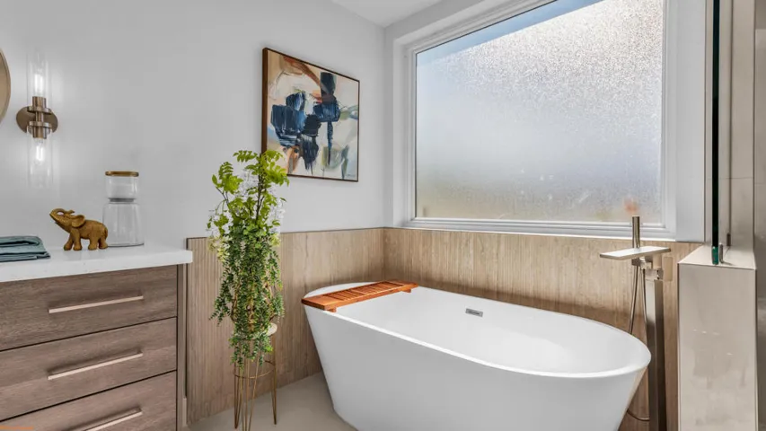 Were Focused 47320 Via Koron-28