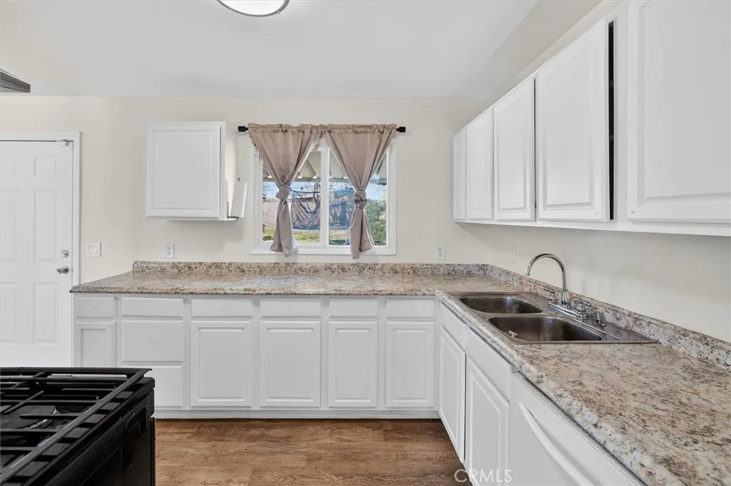 38249 Gunton, Palmdale, California 93550 home-pic-12