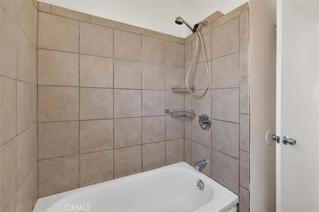 38249 Gunton, Palmdale, California 93550 home-pic-24