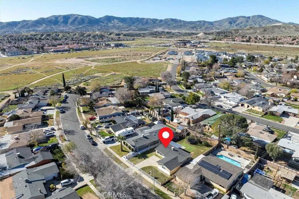 38249 Gunton, Palmdale, California 93550 home-pic-35