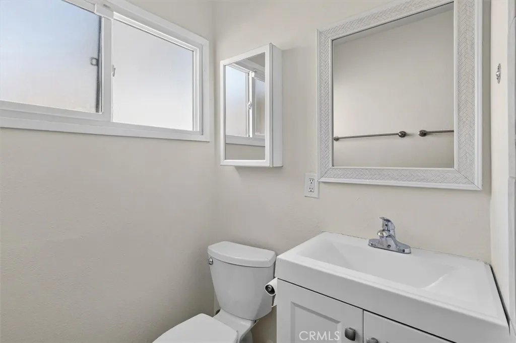38249 Gunton, Palmdale, California 93550 home-pic-17