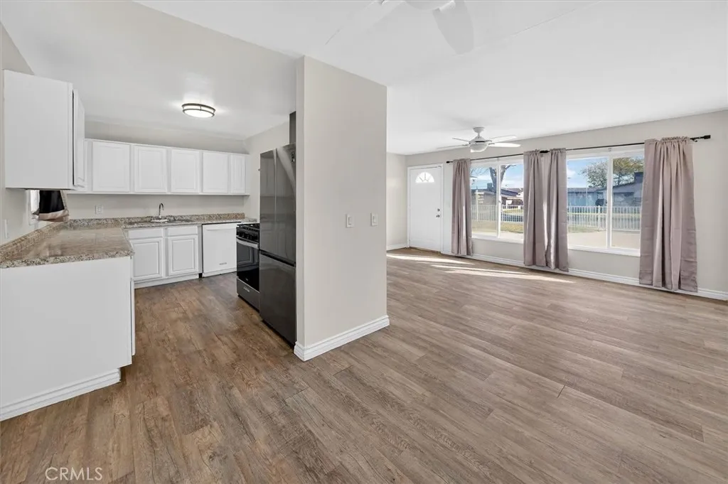 38249 Gunton, Palmdale, California 93550 home-pic-9