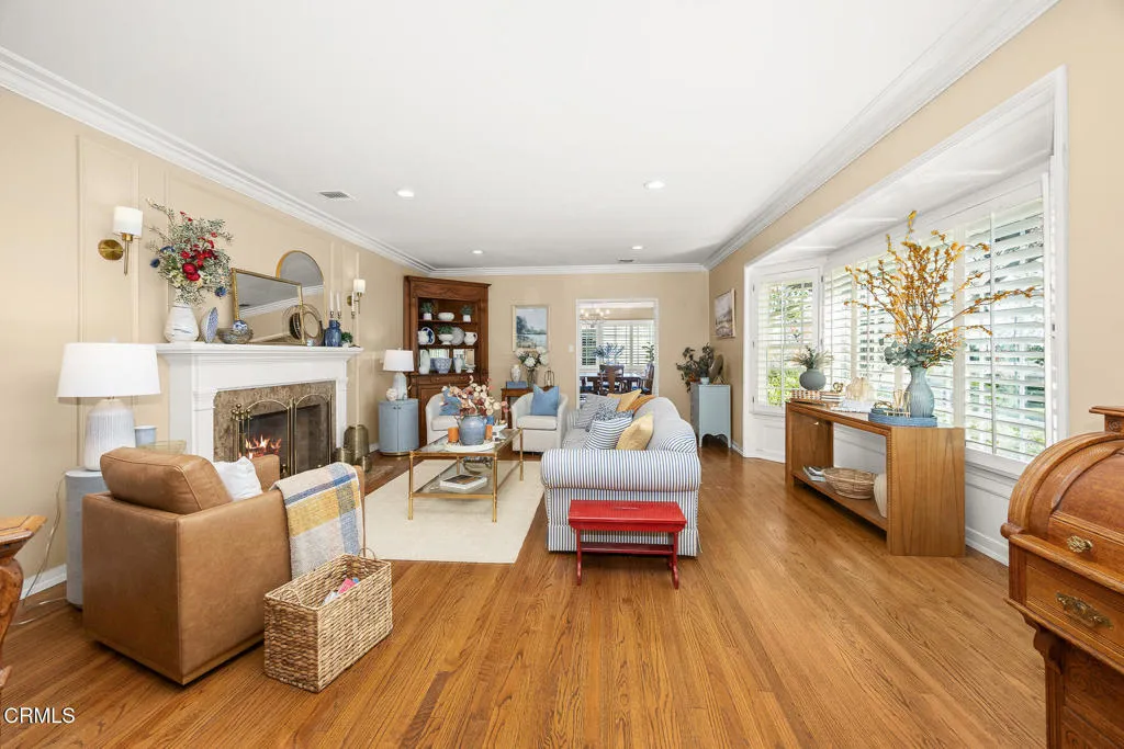 929 Milmada Drive, La Canada Flintridge, California 91011 home-pic-9