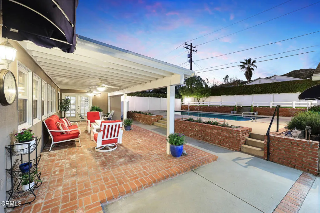 929 Milmada Drive, La Canada Flintridge, California 91011 home-pic-58