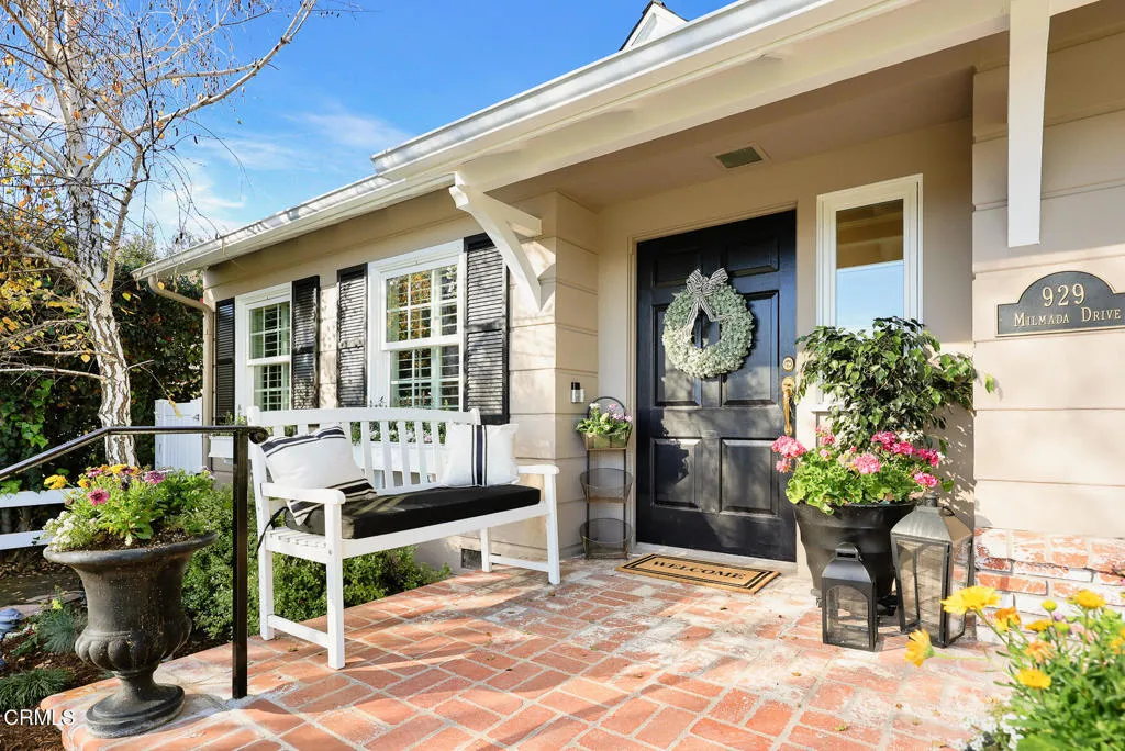 929 Milmada Drive, La Canada Flintridge, California 91011 home-pic-7