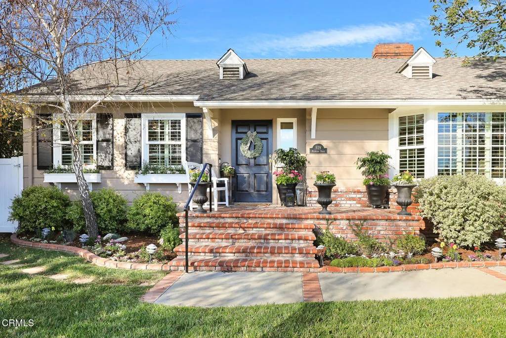 929 Milmada Drive, La Canada Flintridge, California 91011 home-pic-6
