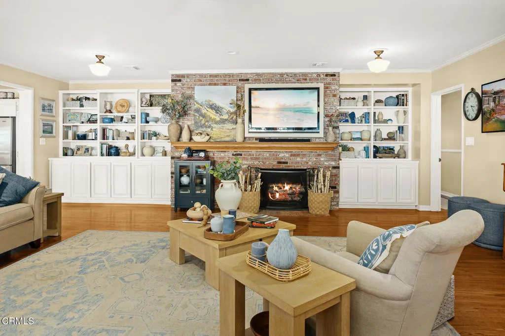 929 Milmada Drive, La Canada Flintridge, California 91011 home-pic-25