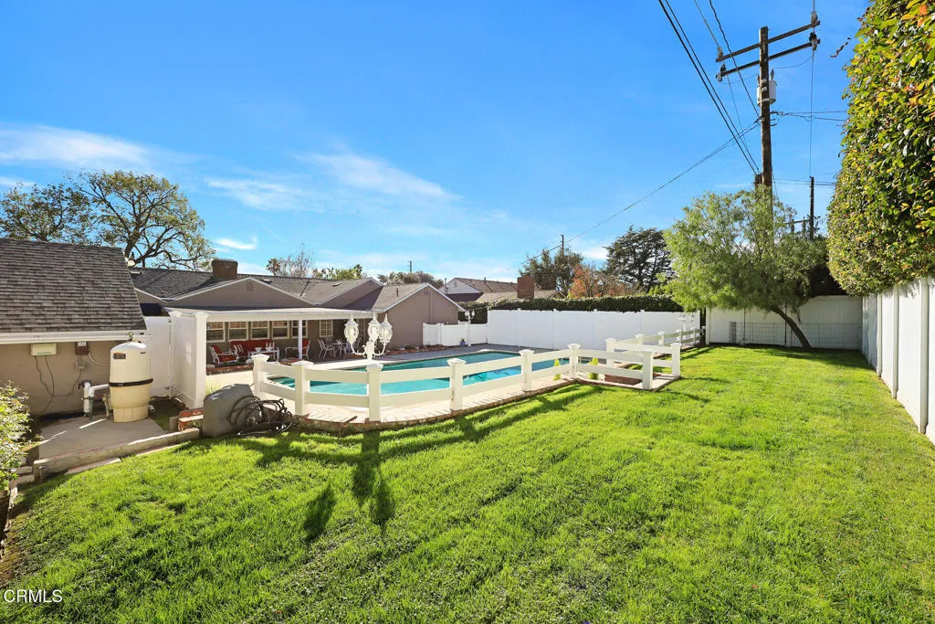 929 Milmada Drive, La Canada Flintridge, California 91011 home-pic-53