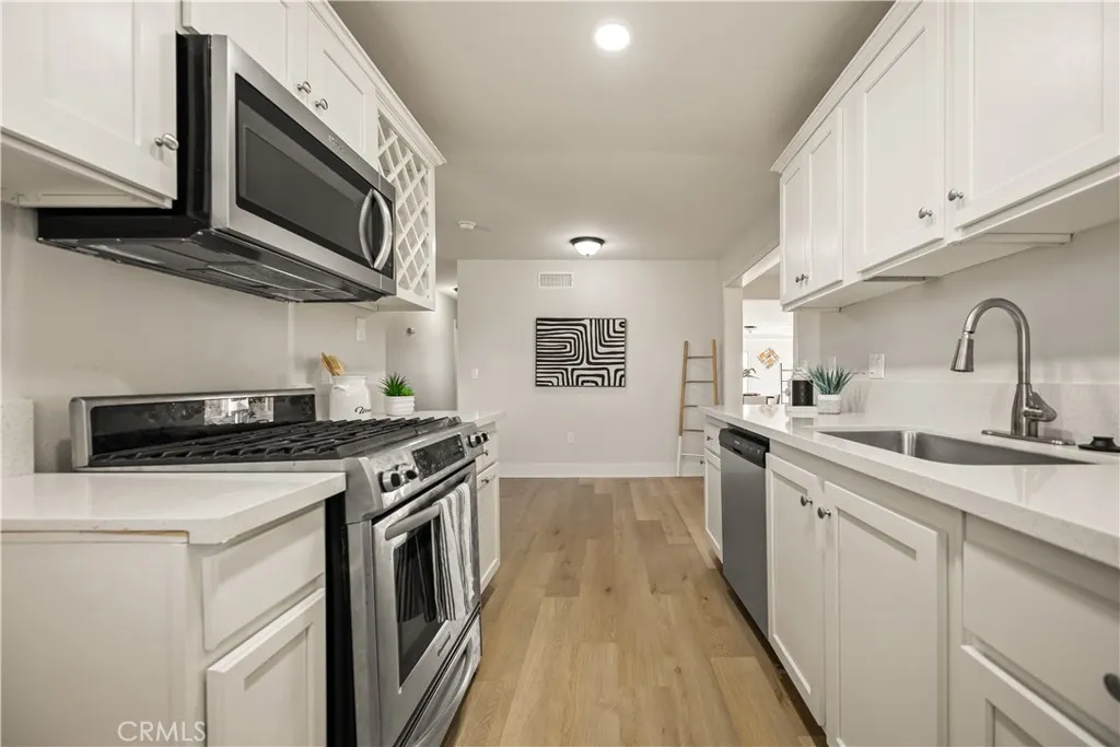 5235 Yosemite Drive, San Bernardino, California 92407 home-pic-14