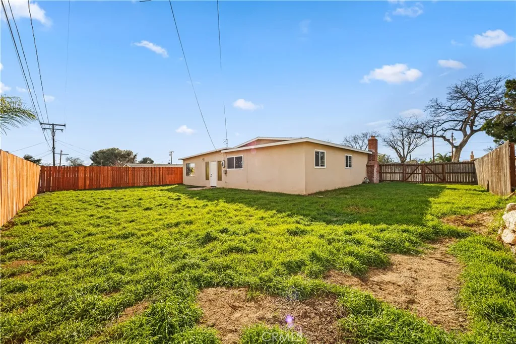5235 Yosemite Drive, San Bernardino, California 92407 home-pic-22