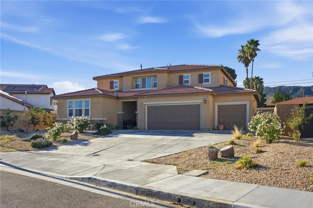 42041 Mohave Rose Drive, Lancaster, California 93536 home-pic-3