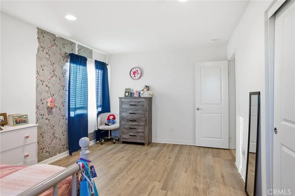42041 Mohave Rose Drive, Lancaster, California 93536 home-pic-44