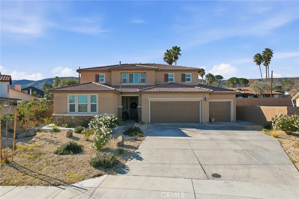 42041 Mohave Rose Drive, Lancaster, California 93536 home-pic-1