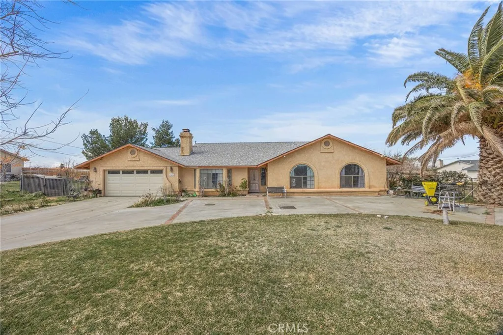 11514 1st, Hesperia, California 92345 home-pic-1