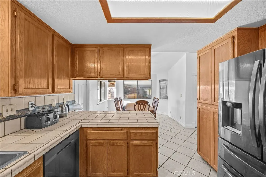 11514 1st, Hesperia, California 92345 home-pic-11