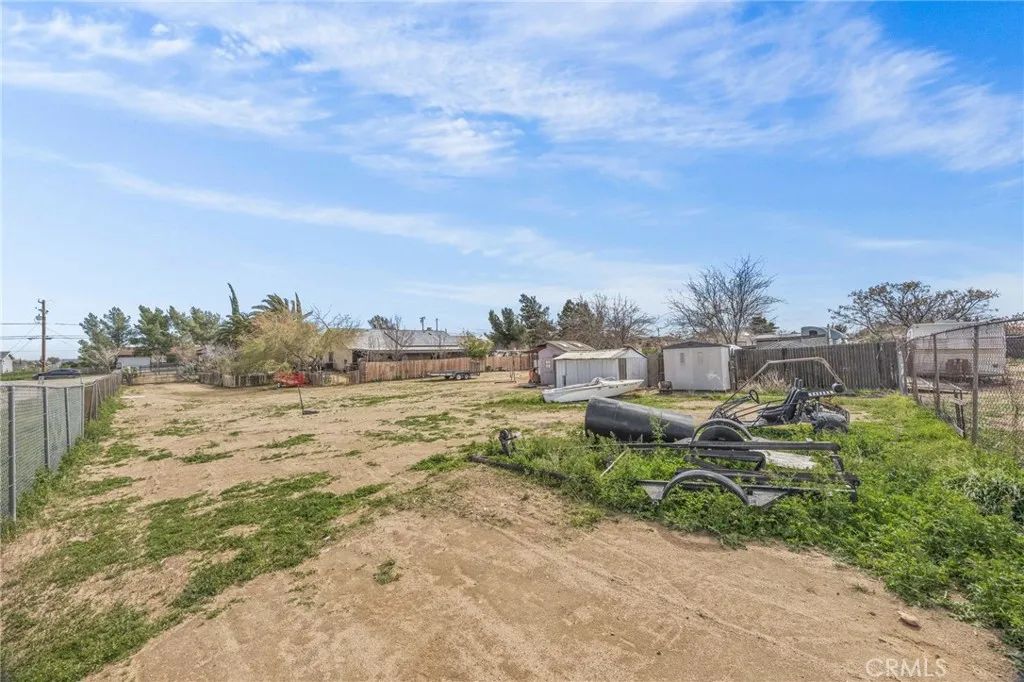 11514 1st, Hesperia, California 92345 home-pic-24