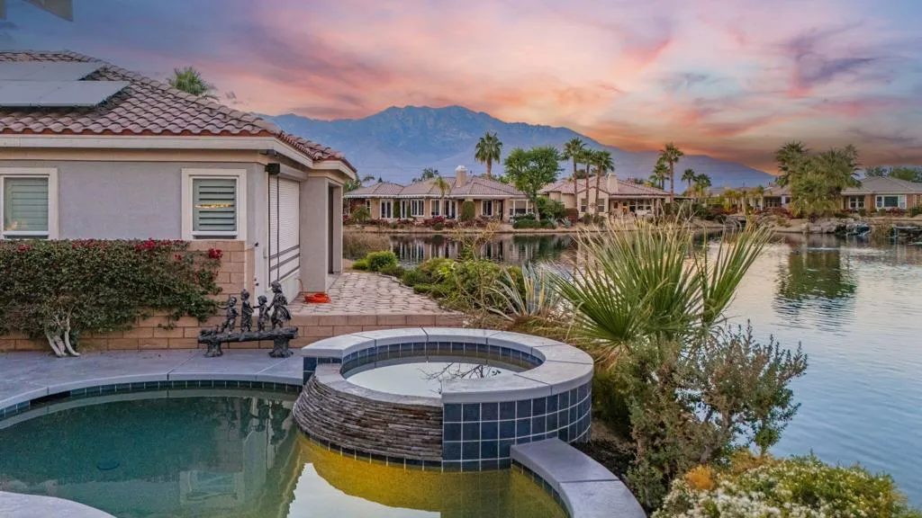 2 Pyramid Lake Court, Rancho Mirage, California 92270 home-pic-1