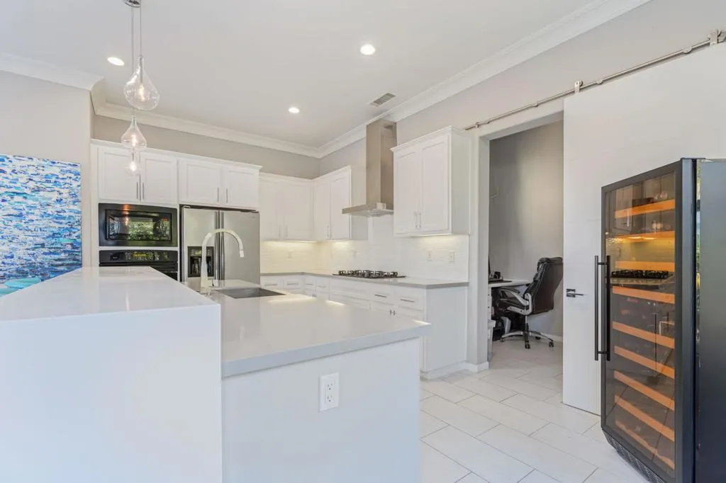2 Pyramid Lake Court, Rancho Mirage, California 92270 home-pic-15
