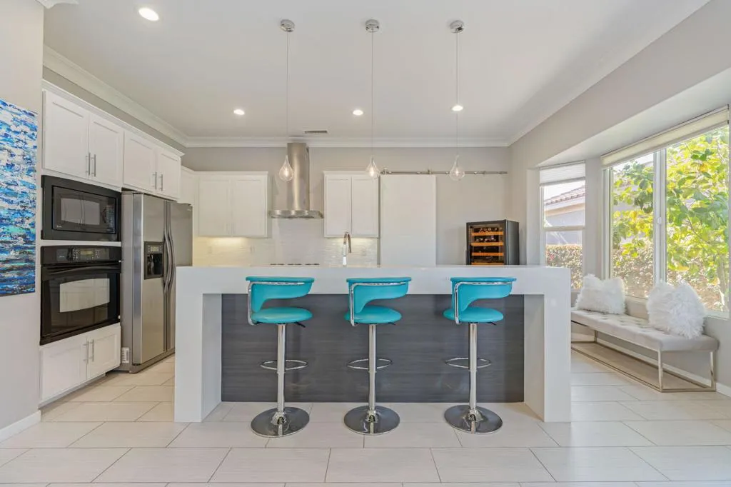 2 Pyramid Lake Court, Rancho Mirage, California 92270 home-pic-11