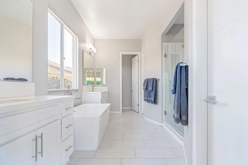 2 Pyramid Lake Court, Rancho Mirage, California 92270 home-pic-32
