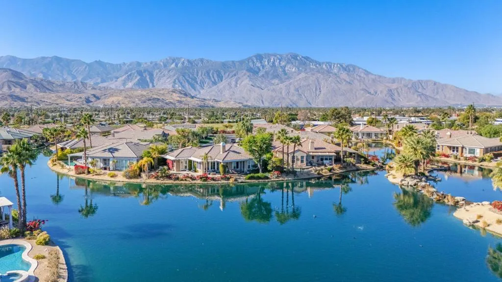 2 Pyramid Lake Court, Rancho Mirage, California 92270 home-pic-26