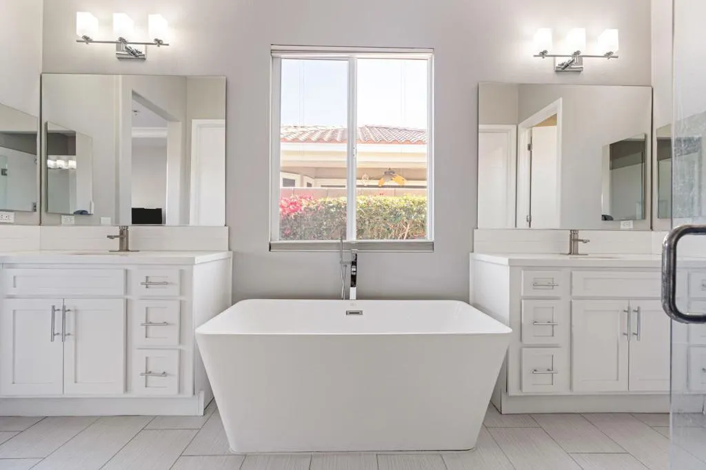 2 Pyramid Lake Court, Rancho Mirage, California 92270 home-pic-36