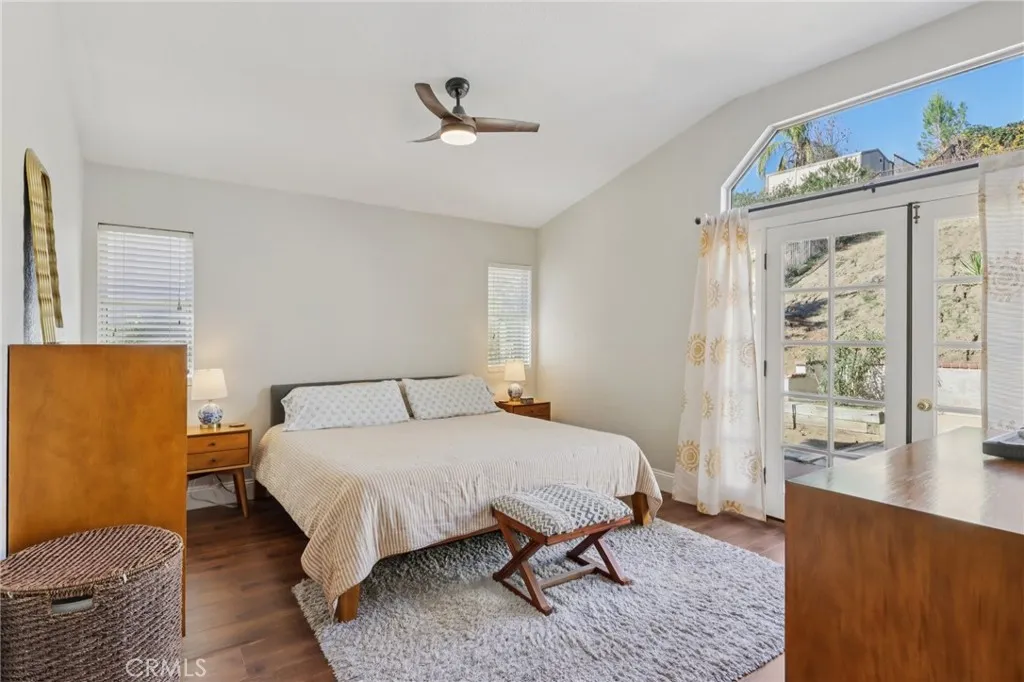 39221 Corte Tesoro, Murrieta, California 92563 home-pic-18