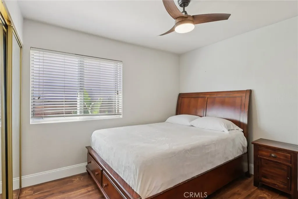 39221 Corte Tesoro, Murrieta, California 92563 home-pic-24