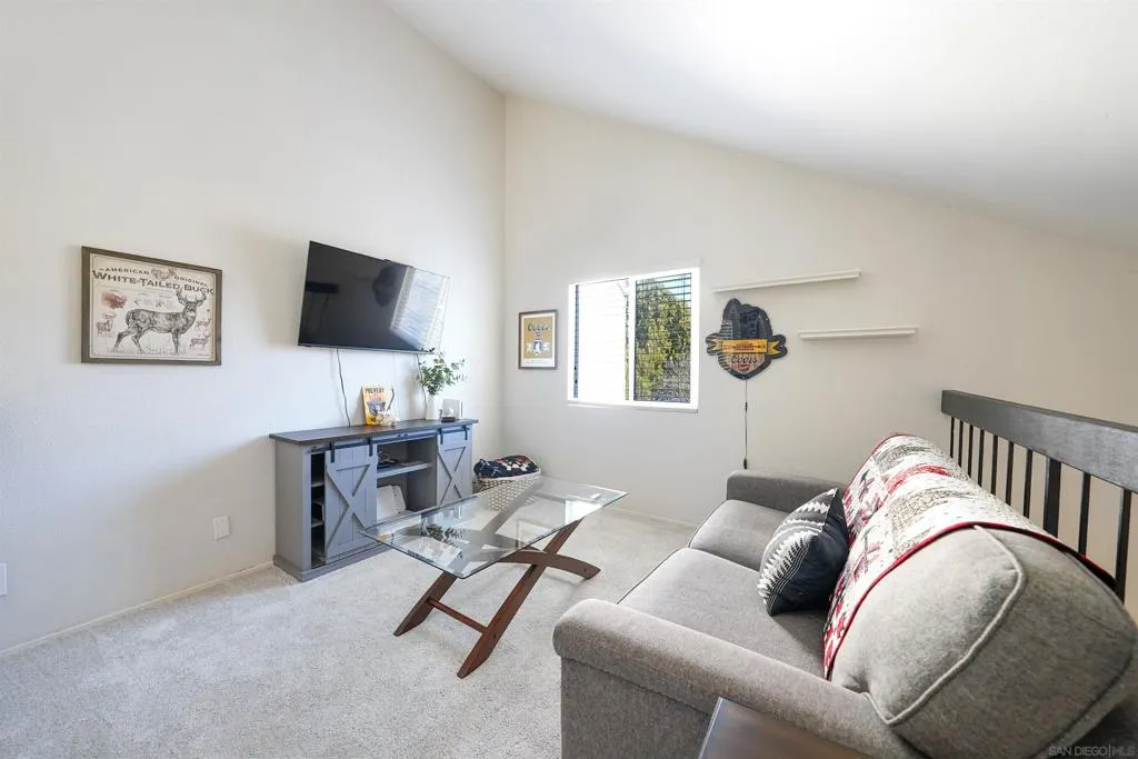 23658 Country Villa Road, Ramona, California 92065 home-pic-16