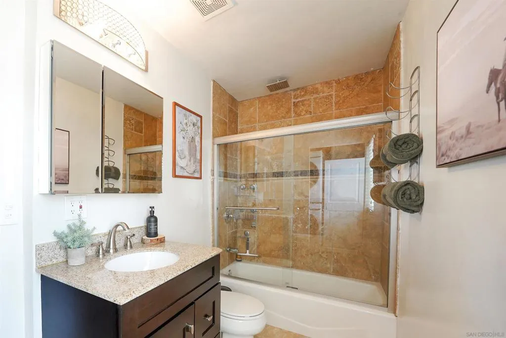 23658 Country Villa Road, Ramona, California 92065 home-pic-18