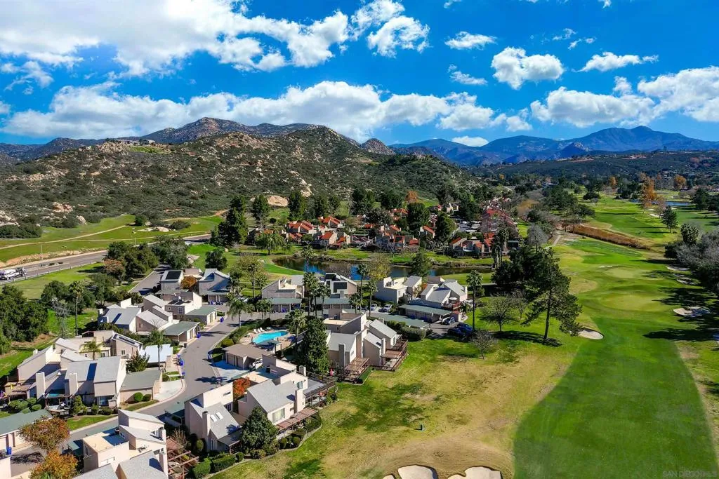 23658 Country Villa Road, Ramona, California 92065 home-pic-27